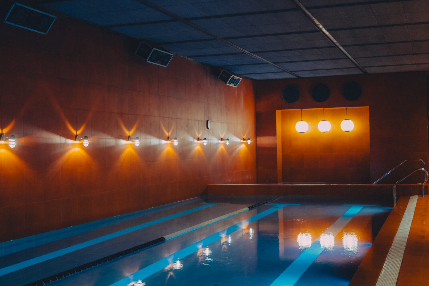 Piscine Club de sport Brach Paris - CréditBOBY BOBY L